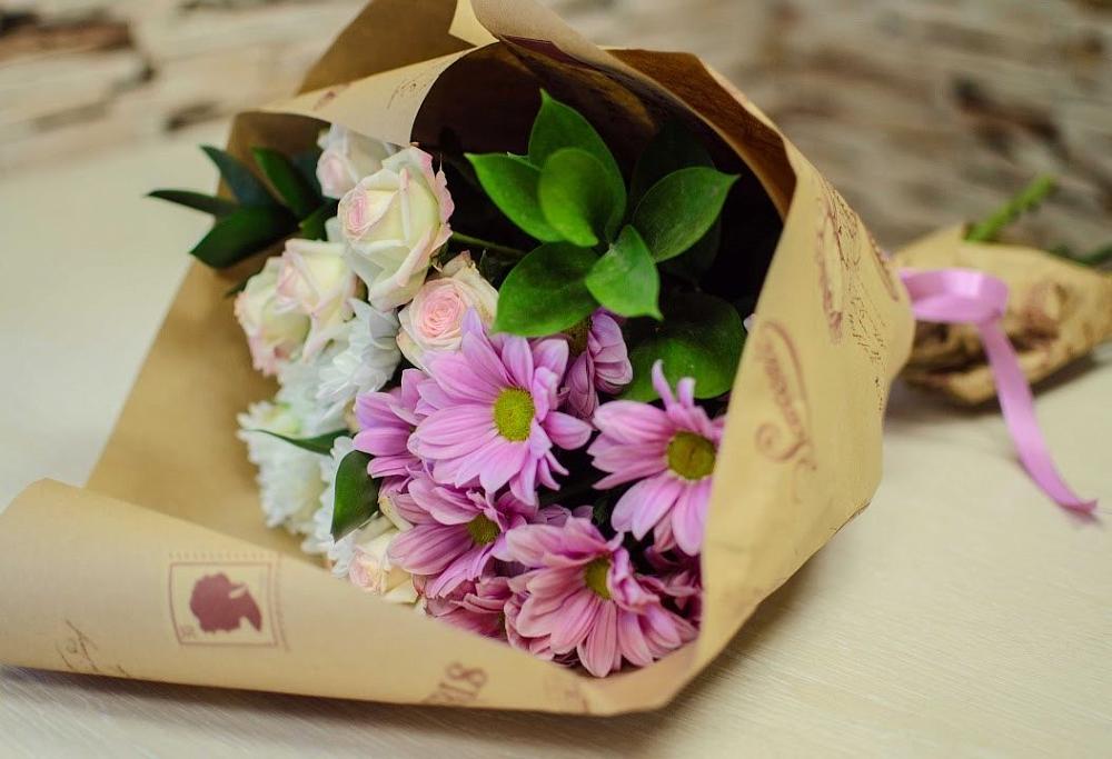 Букет цветов из: Розы и Хризантемы в Курумоч