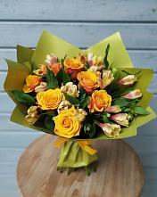 Букет цветов из:  Альстромерии и Розы в Курумоч