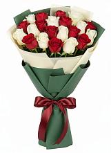 Букет Микс из красных и белых роз #REPLACE_PRED# Курумоч