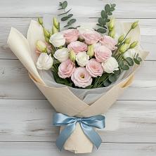 Букет цветов из:  Лизиантусы в Курумоч