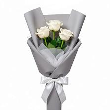Букет 3 белые розы в Курумоч