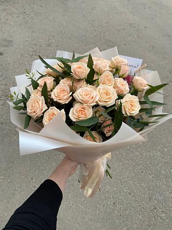 Букет Кремовые розы Латте в Курумоч