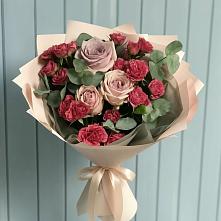 Букет цветов из:  Гвоздики и Розы в Курумоч